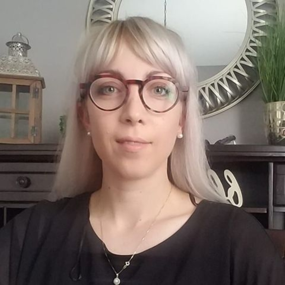 Meet your Posher, Mariana